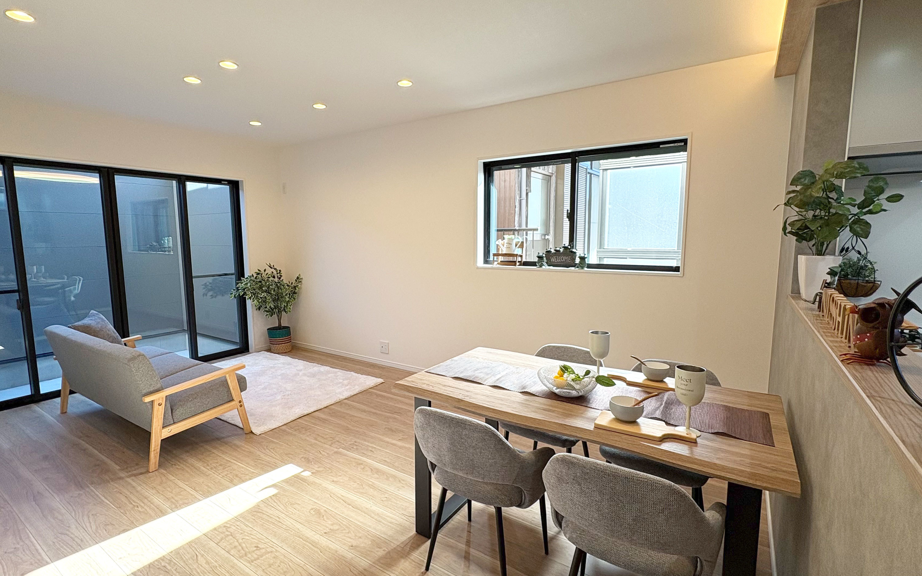 クリックで詳細ページをご覧いただけます。